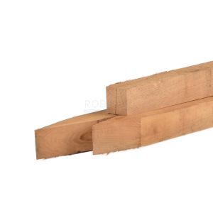 Gepunte Robinia paal 80x80mm met ruw oppervlak